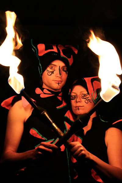 fire clubs, swing and spinning, fire performance in Australia. Will-o'-the-Wisp Fire Circus jugglers